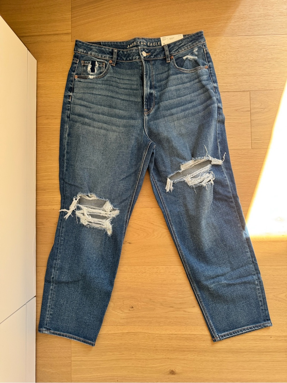 American Eagle Outfitters Boyfriend Ripped Denim Jeans - Medium Blue